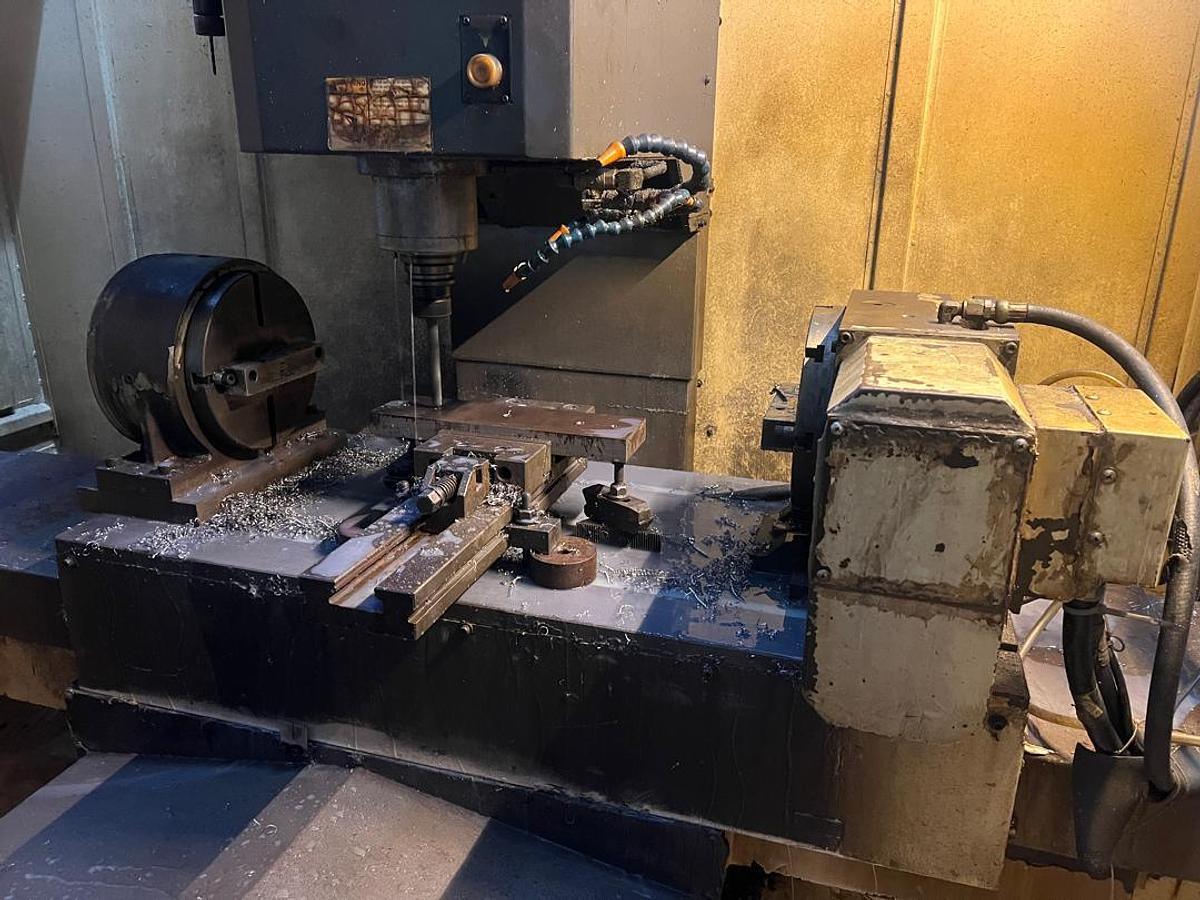 Used Hartford LG-1000 CNC Vertical Machining Center Year 2013