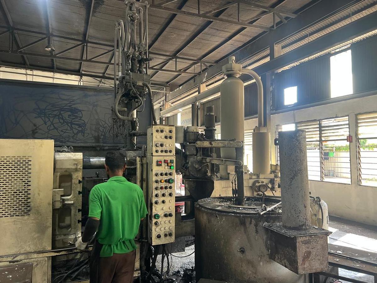 Used Toshiba DC350 J-SX Die Casting Machine Year 2010