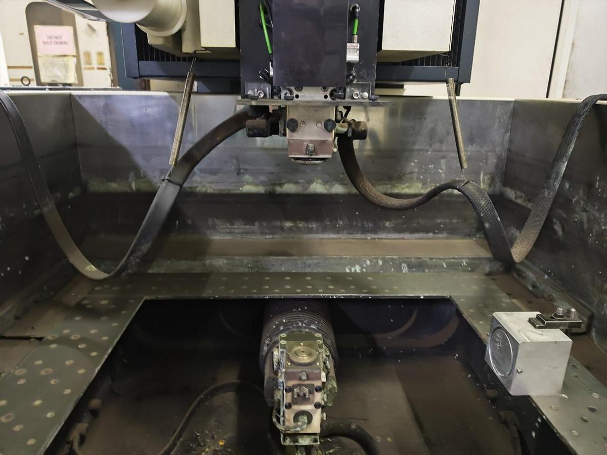 Used Makino SP64 CNC Wire EDM Year 2006