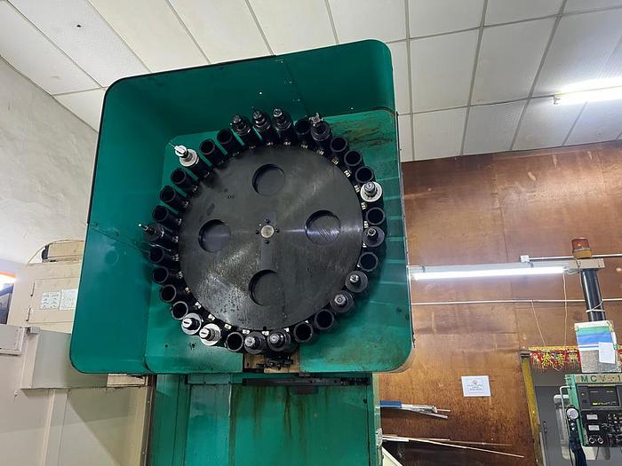 Used Year 2000 Dahlilh MCV1450 Vertical Machining Center