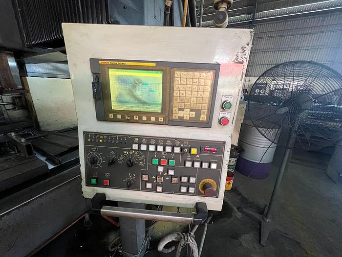 Used CHANG Model CDM-2000SD Year 2011 Double Column Machining Center