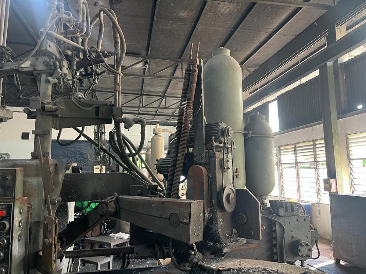 Used Toyo BD-350V2-CW Die Casting Machine Year 1994