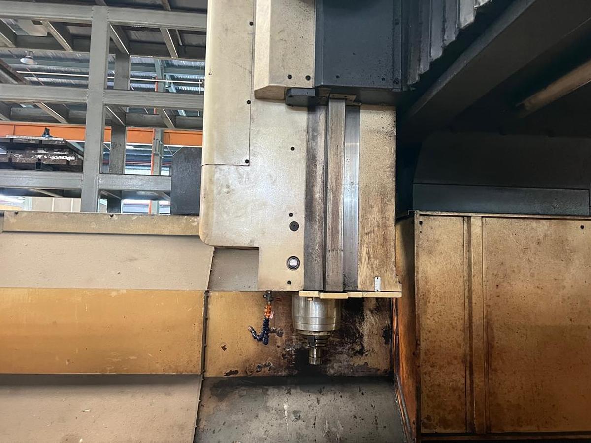 Used Hartford PRO 3150A Double Column Machining Center Year 2006