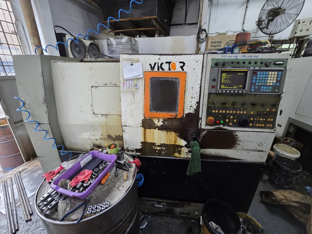 Used Victor VT Plus-20 CNC Lathe