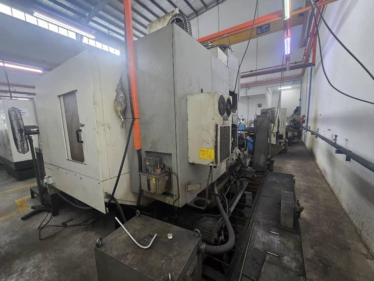 Used Victor Vcenter 130 Vertical Machining Center Year 2013