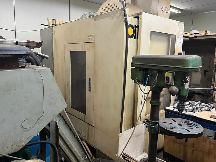 Used Hartford VMC-1270A Year 2004 Vertical Machining Center