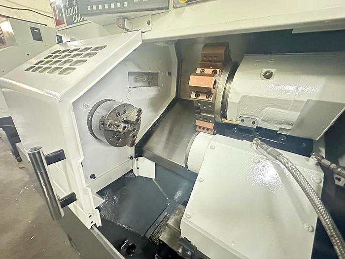 Used LIOUY HSING Model CNC-20 Year 2012 CNC Lathe Machine