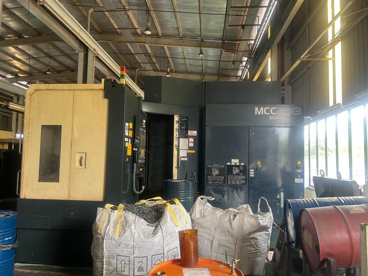 Used Makino MCC2013 CNC Horizontal Machining Center