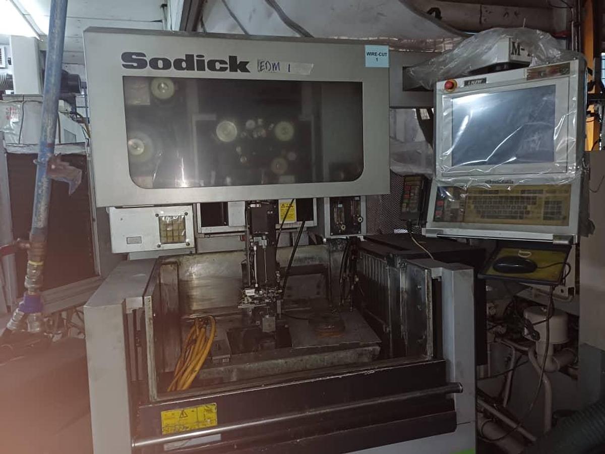 Used Sodick VL300Q Wire Cutting EDM Year 2016
