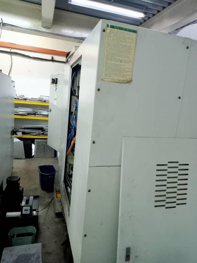 Used Pinnacle VMC1100S Vertical Machining Center Year 2005