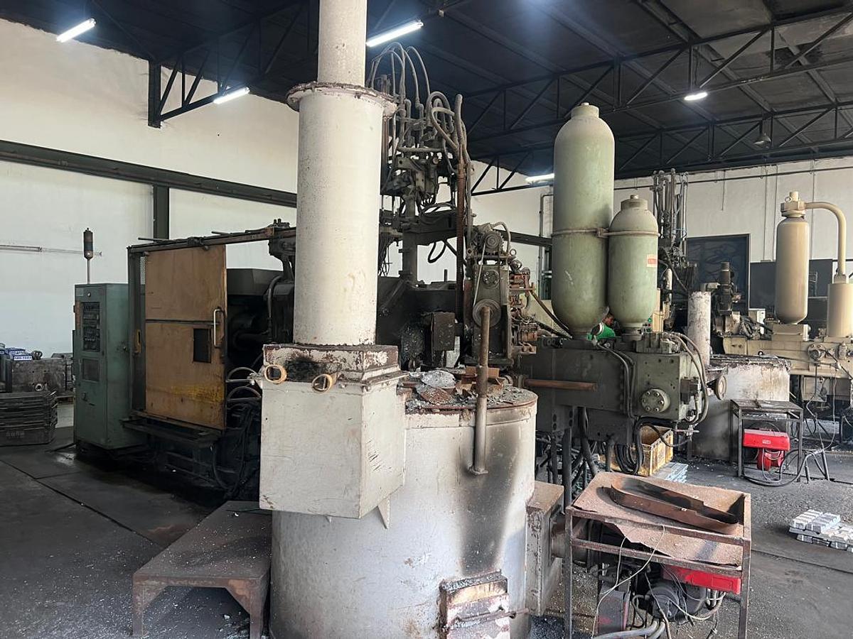 Used Toyo BD-350V2-CW Die Casting Machine Year 1994