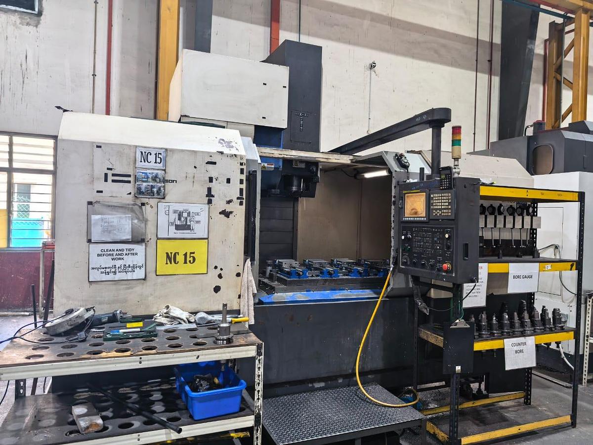 Used Hwacheon Sirius-7050 Vertical Machining Center Year 2013