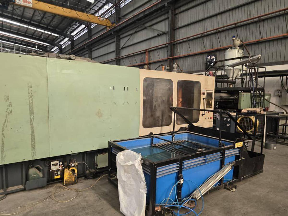 Used Jetmaster 600T Injection Molding Machine Year 2005