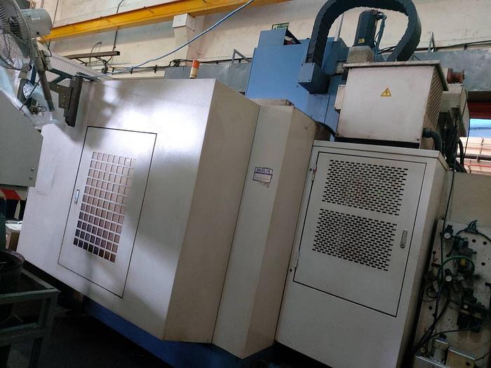 Used DAHLIH DL-MCV1450 Year 2009 Vertical Machining Center