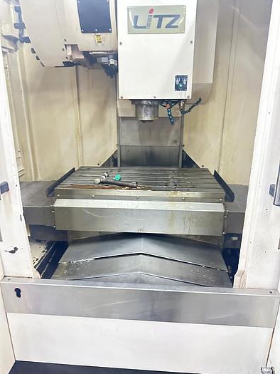 Used Year 2014 Litz CV 1000 Vertical Milling Machine