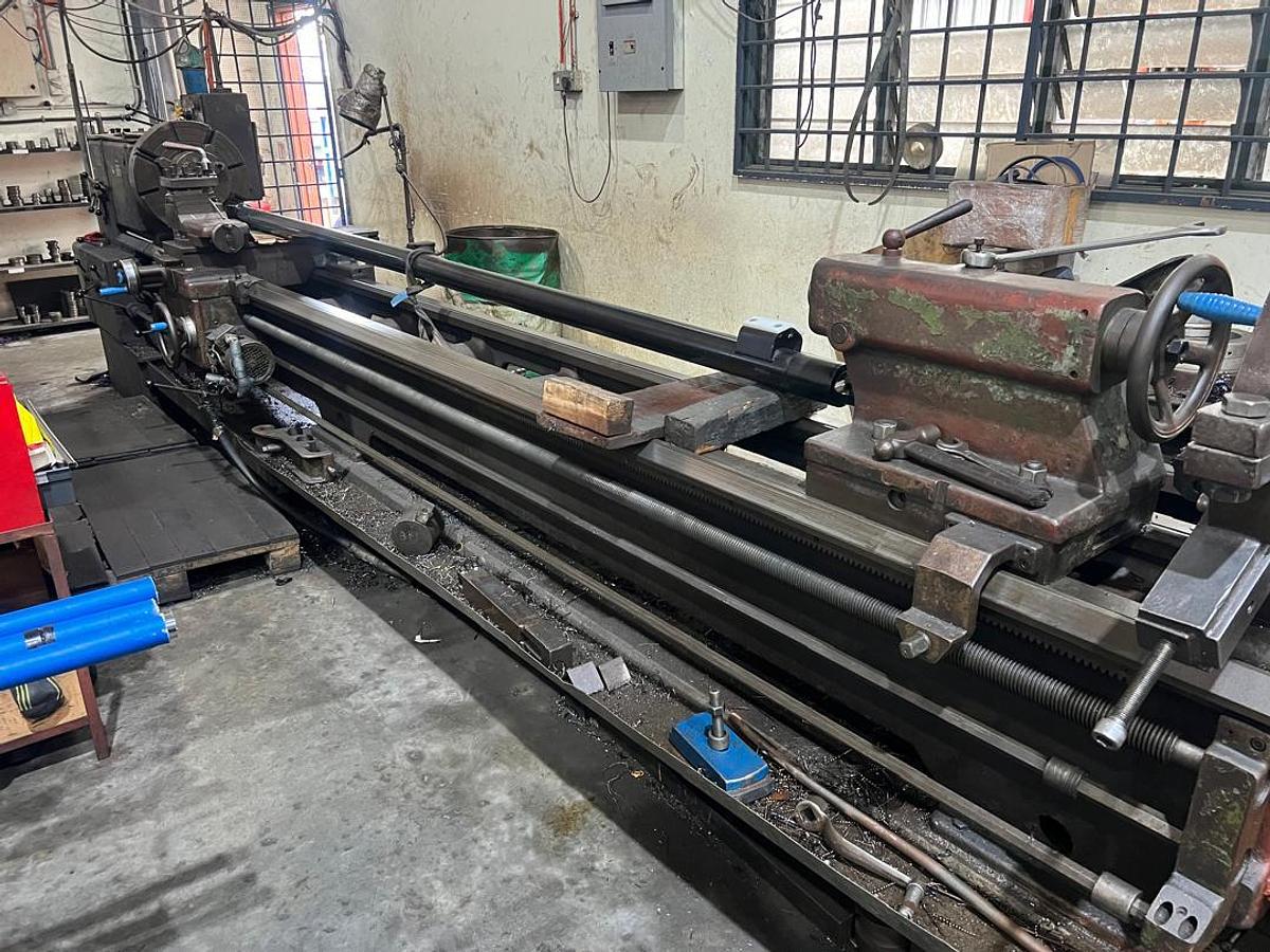 Used TOS Trencin SN 63B Conventional Lathe 4m