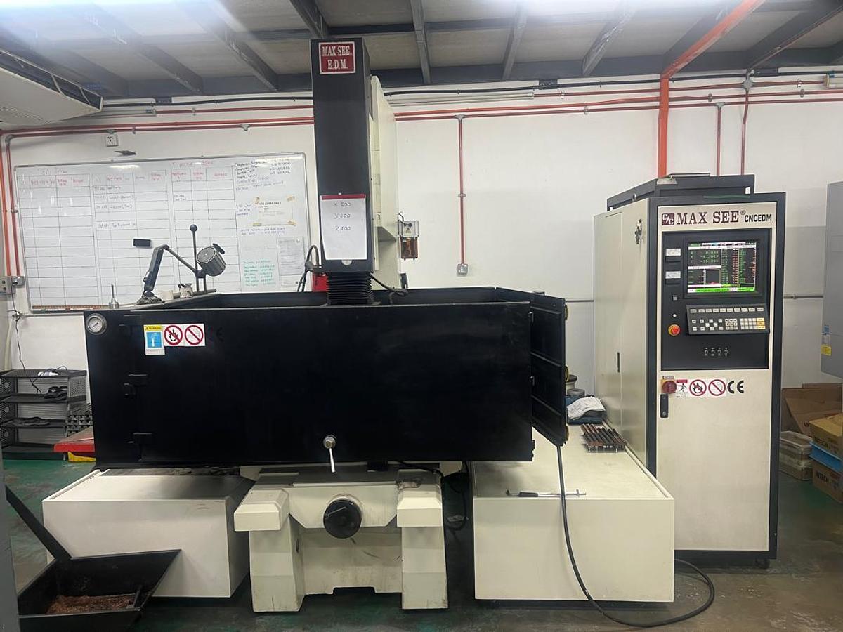 Used MaxSee P56 Die Sinking EDM Year 2010