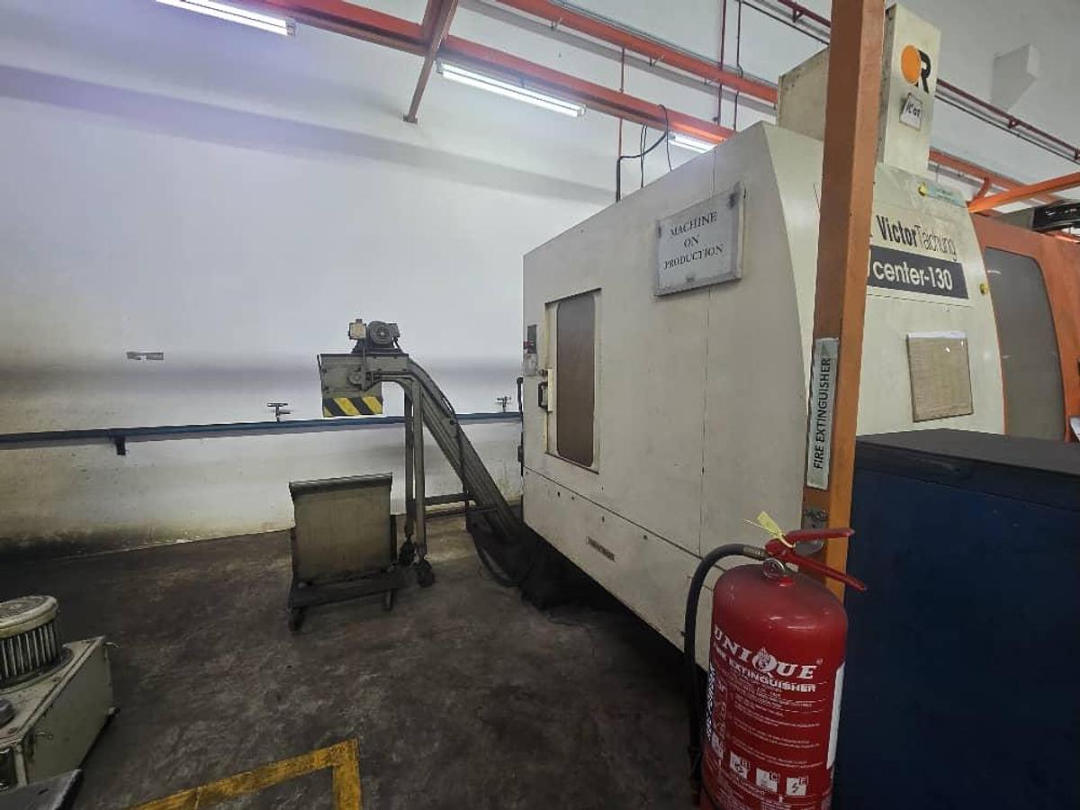 Used Victor Vcenter 130 Vertical Machining Center Year 2013