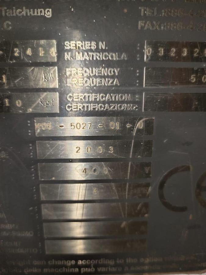 Used Microcut Challenger 2416 Vertical Machining Center Year 2003