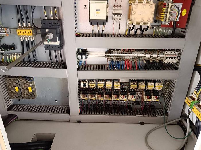 Used DAHLIH MCH-500 Year 2014 Horizontal Machining Center 