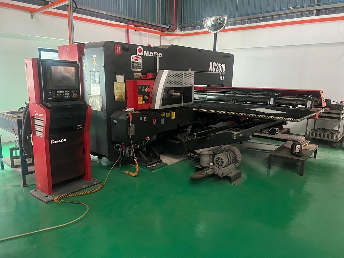 Used Amada AC2510 NT CNC Turret Punch Press