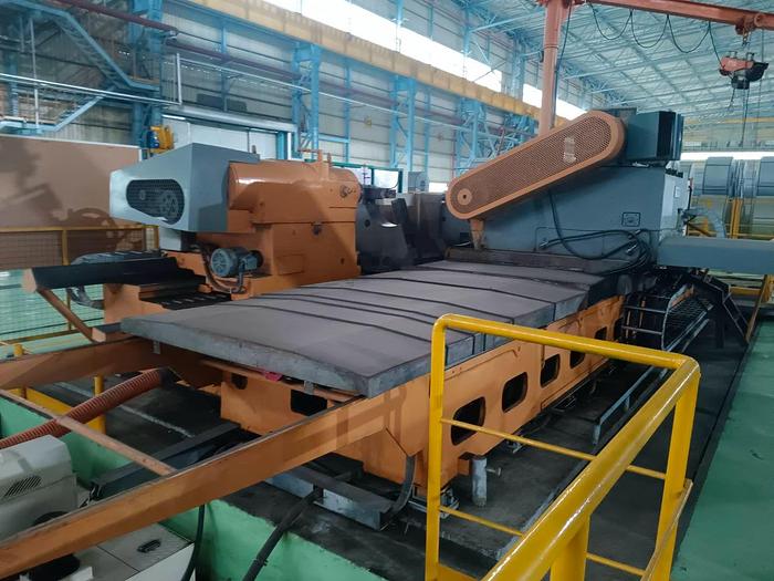 Used Year 2018 Farrel Cylindrical Grinder