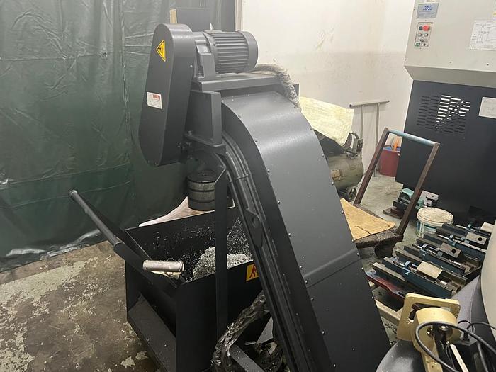 Used Double Column Machine KMC2000 Year 2019