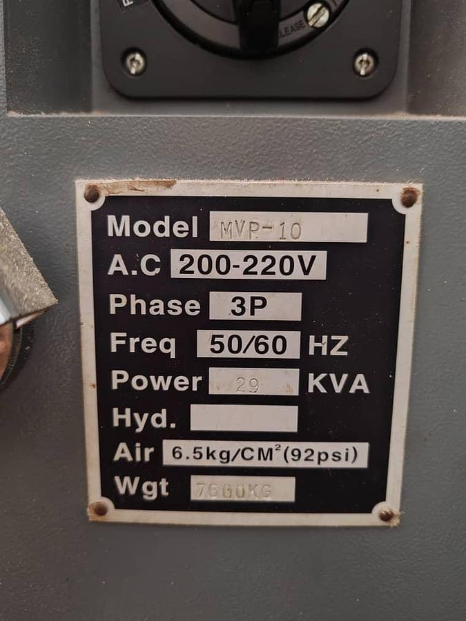 Used Hartford MVP 10 Vertical Machining Center Year 2007