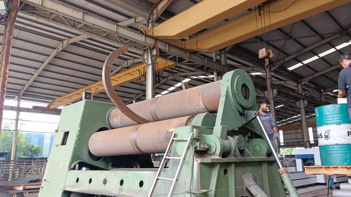 Used Hassleholms Mekaniska AB PS600 Plate Blending Roll