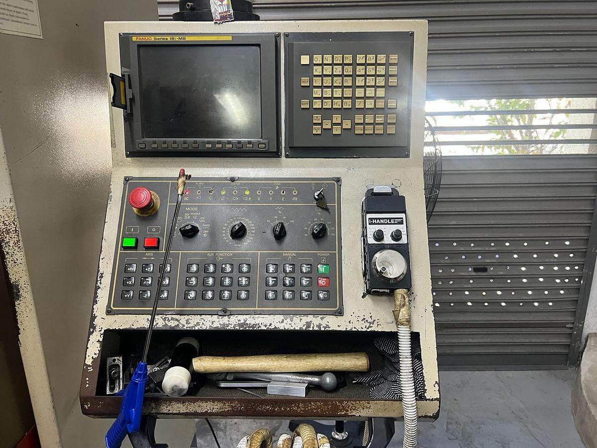 Used AWEA AF-1000 Vertical Machining Center Year 2006