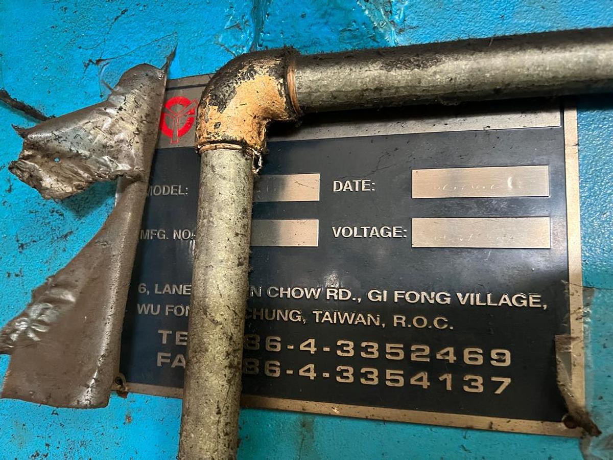 Used Yeong Chyn 6000mm Double Column Machining Center