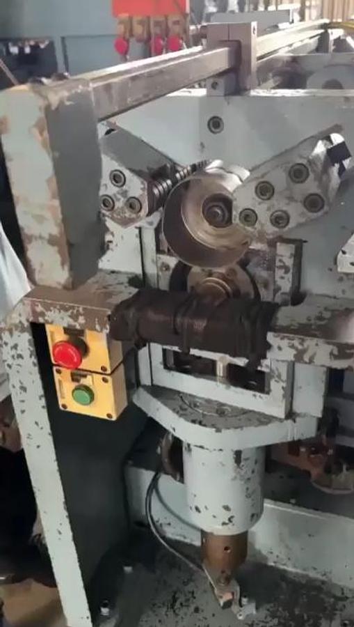 Used Heavy-Duty Tube Louvring Machine