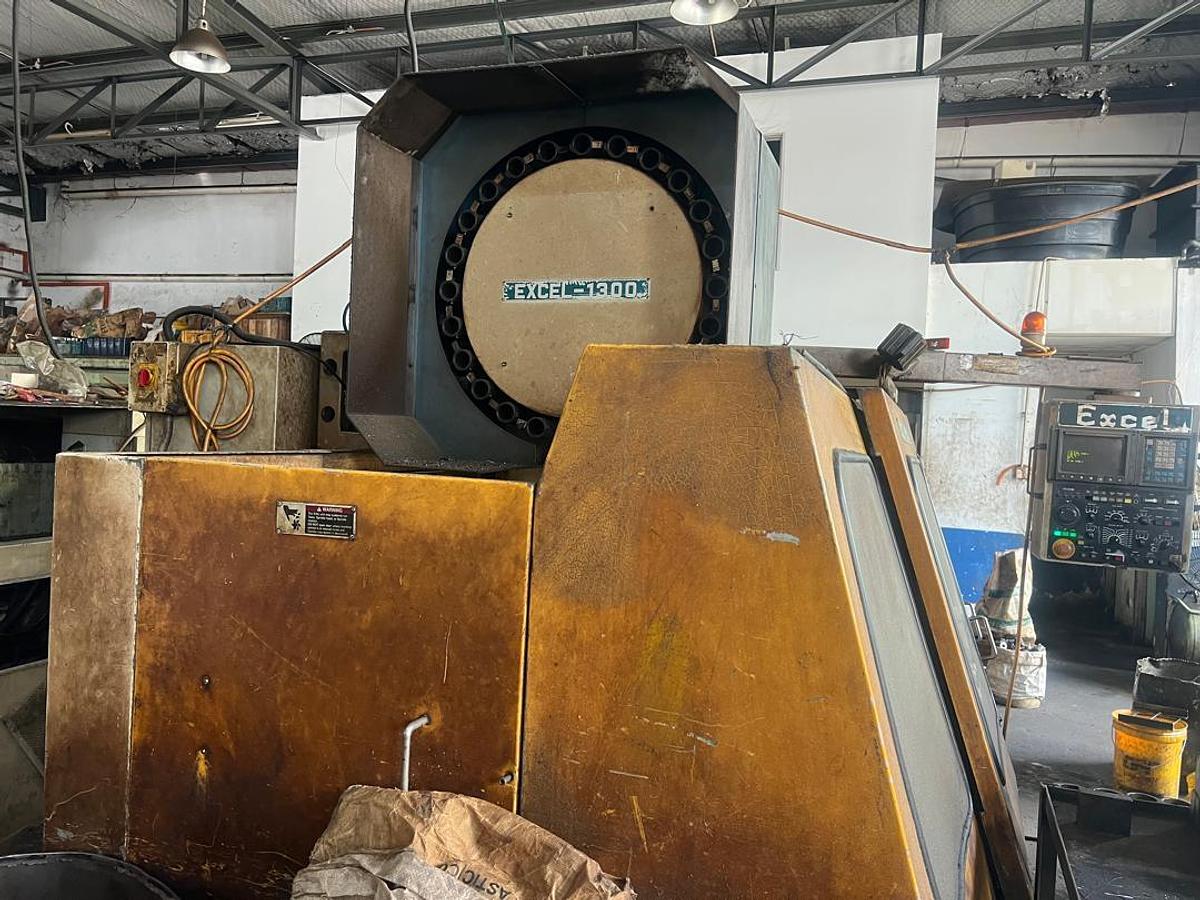 Used Excel 1300 Vertical Machining Center Year 2000