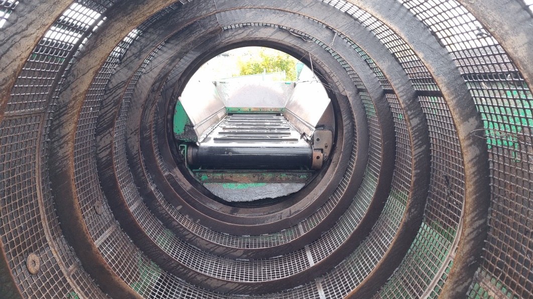 Used Trommelsiebmaschine Komptech MAXX