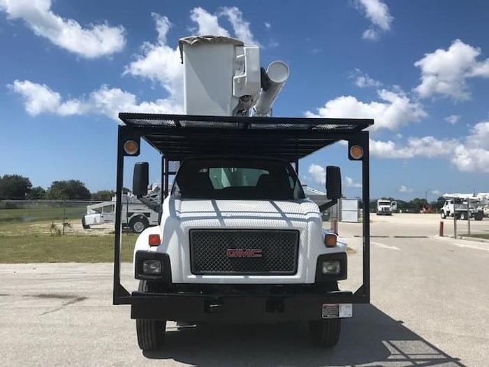 Used 2008 GMC C7500 Altec LRV-55 60ft OC Non-CDL Forestry Truck - C12636