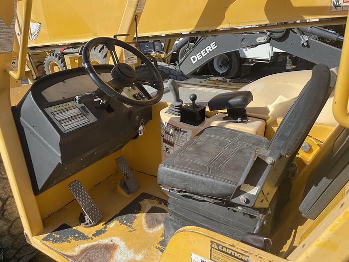 Used 2001 Pettibone T8044