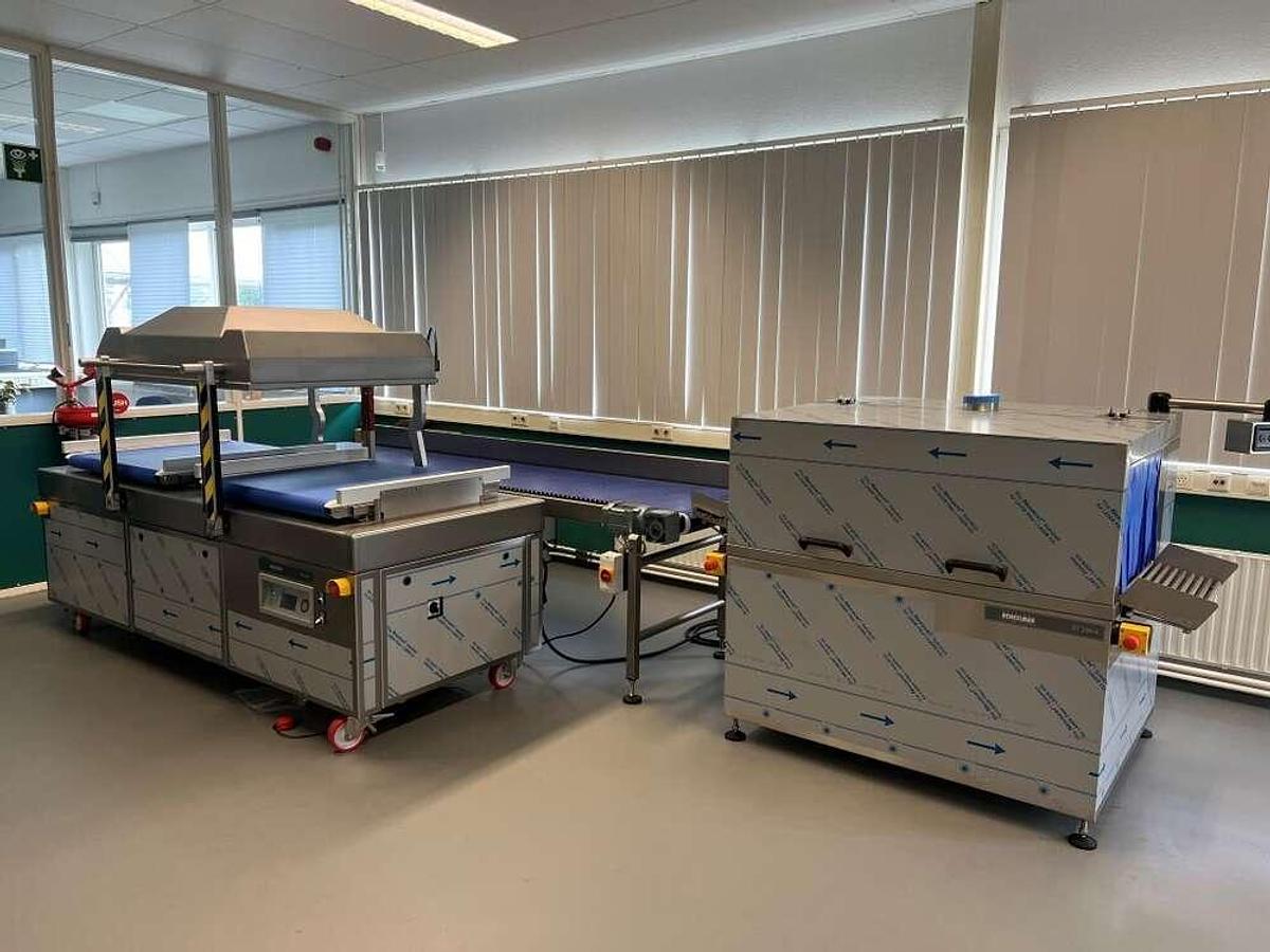 Used Henkelman automatic vacuum line