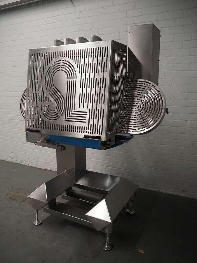 Used Selo slicer / applicator