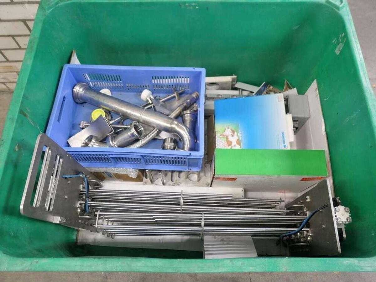 Used Grunwald filling- & closing machine