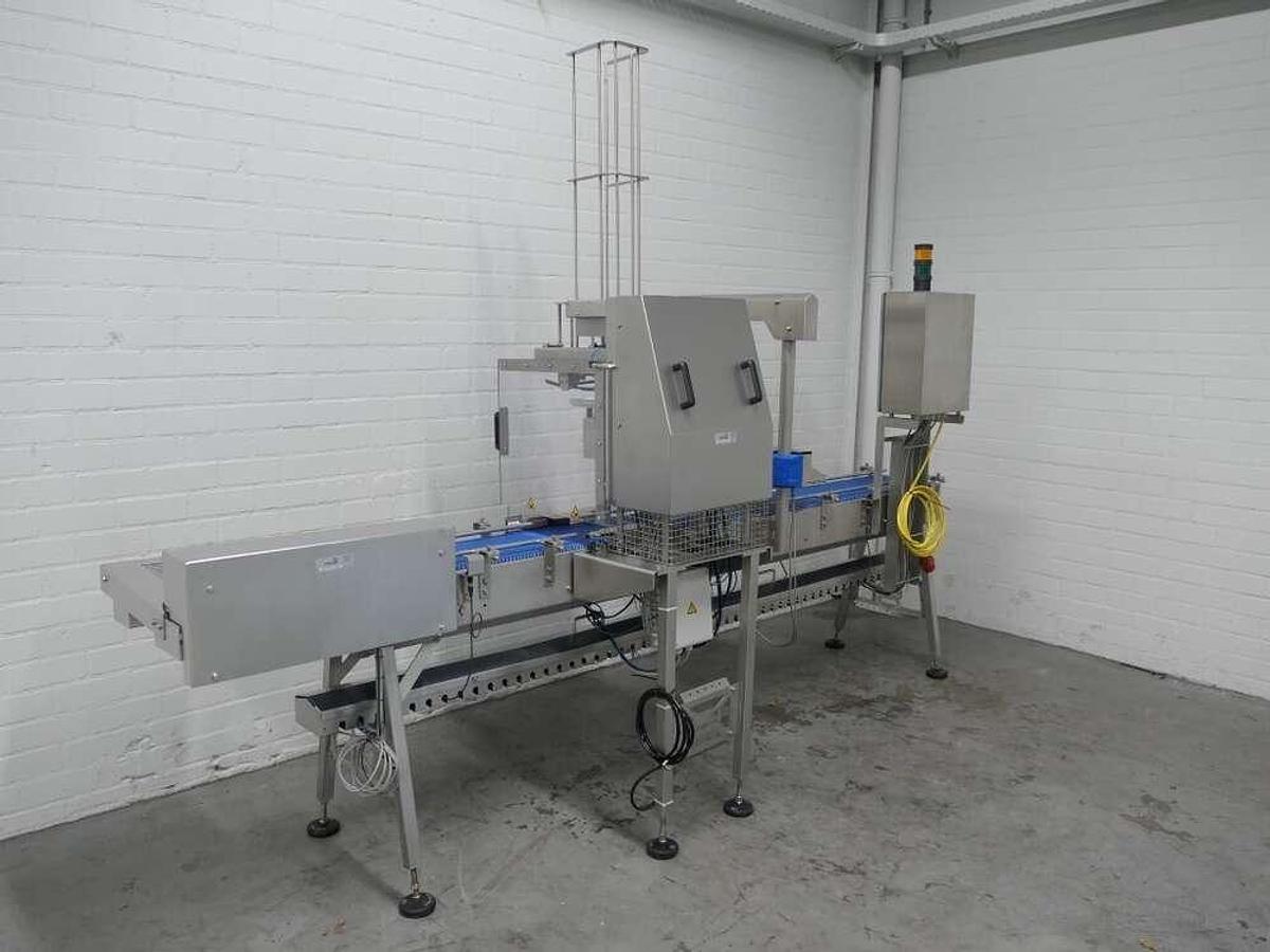 Used Van Rijn lidding machine