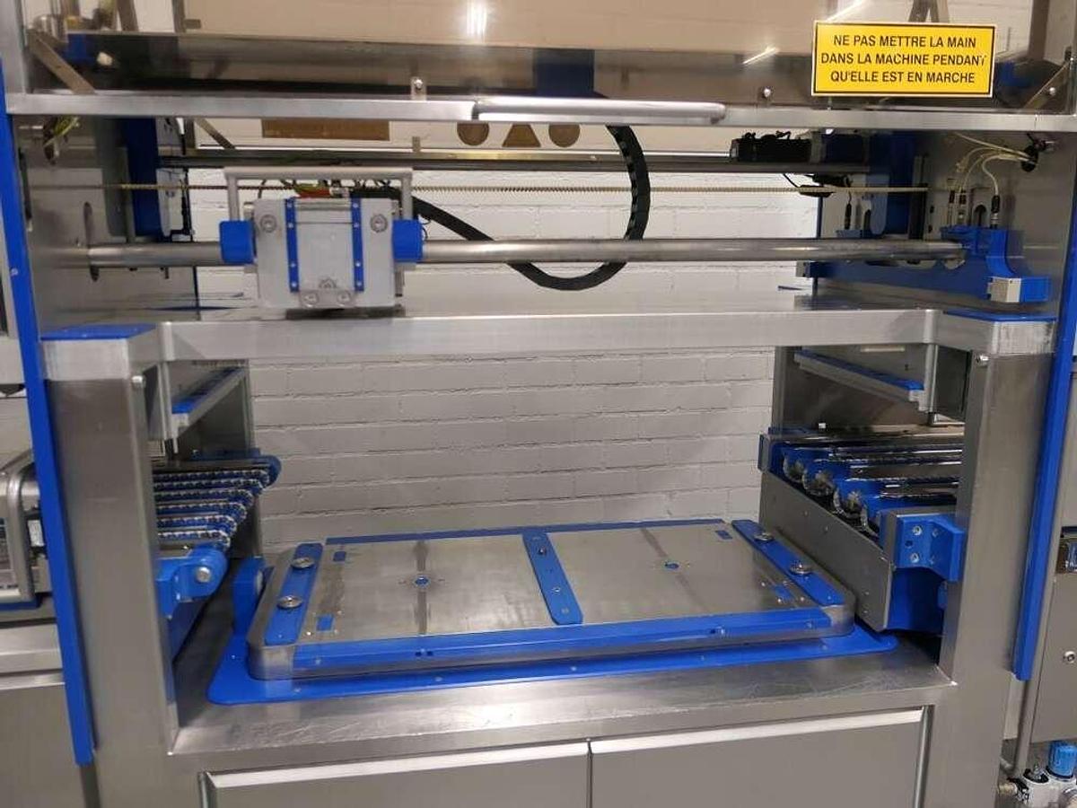 Used Sealpac traysealer