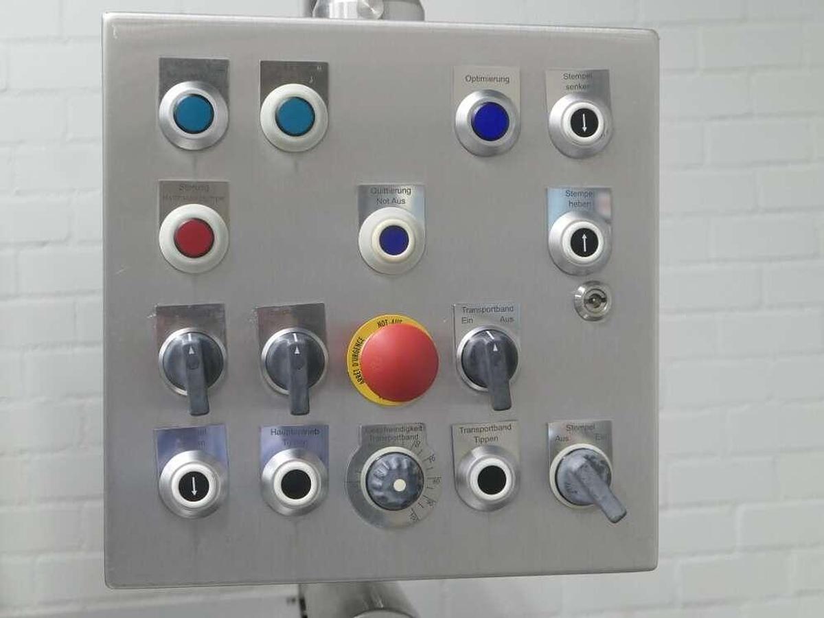 Gebruikt Formax forming machine