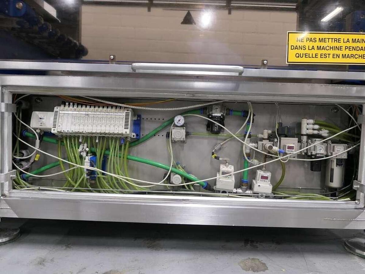 Used Sealpac traysealer