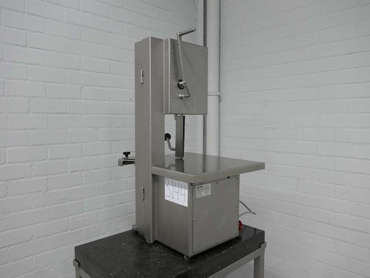 Used Freund / Ifooma bandsaw