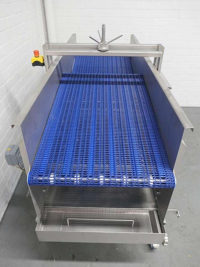 Used GEA flip-over drip-off conveyor