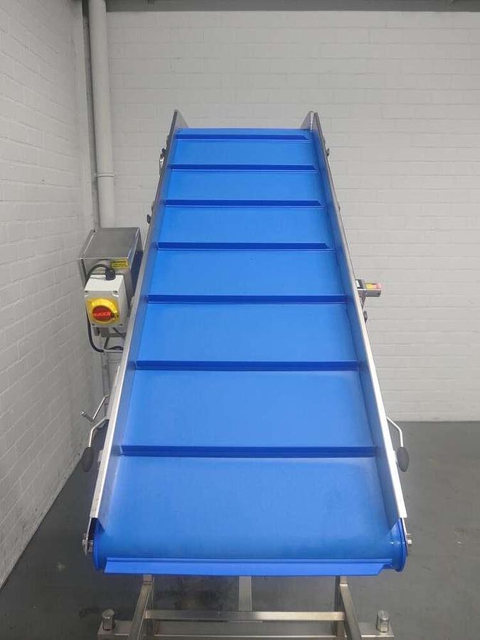 Used CFS declining conveyor