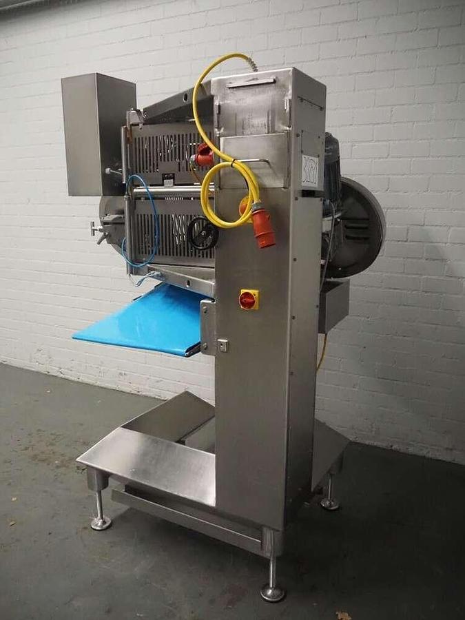 Used Selo slicer / applicator