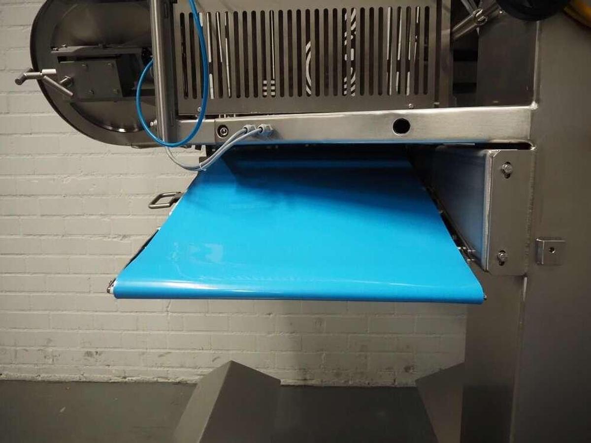 Used Selo slicer / applicator