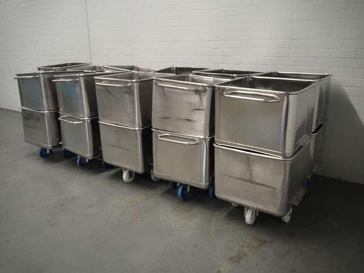 Used Mohn tote bins