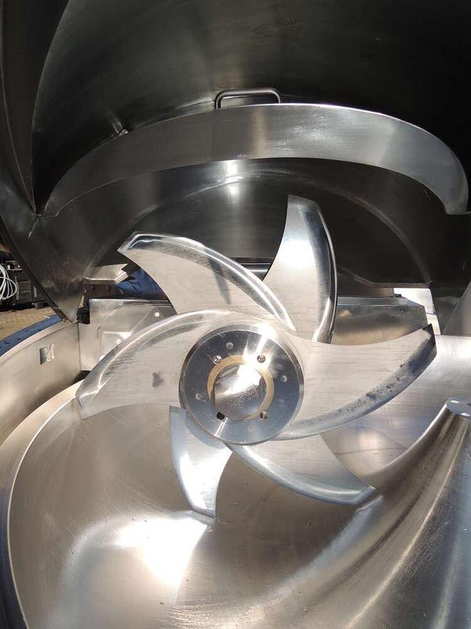 Used Laska vacuum cutter